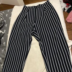 H&M Size 4 Striped 7/8 length flowy pants